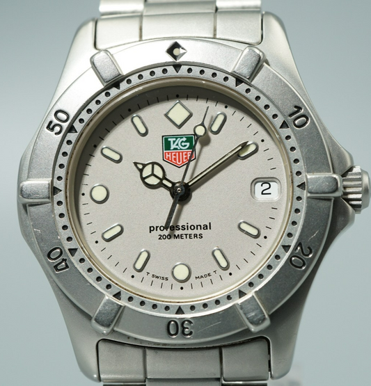 MINT Vintage 1996 TAG HEUER Professional 2000 WE1211-R Qz Silver 35mm Mens Watch