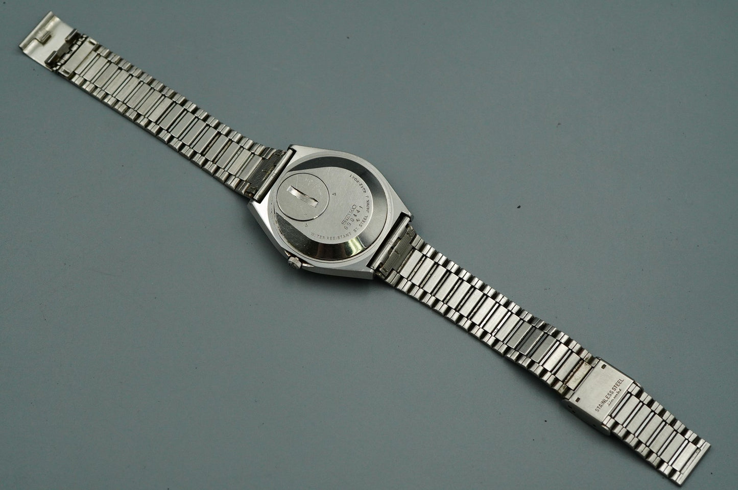 *NEAR MINT* Vintage SEIKO GRAND Quartz 4842-8041 Silver 36mm Mens Watch