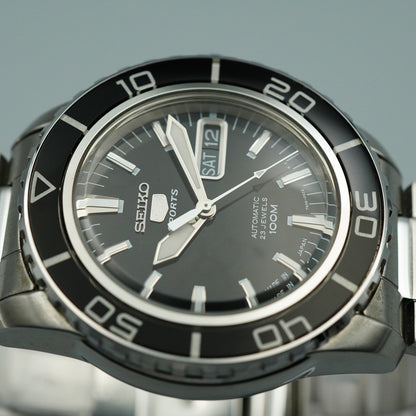 *MINT* Vintage SEIKO 5SPORTS 7S36-04N0 AT Black Dial Round 42mm Mens Watch