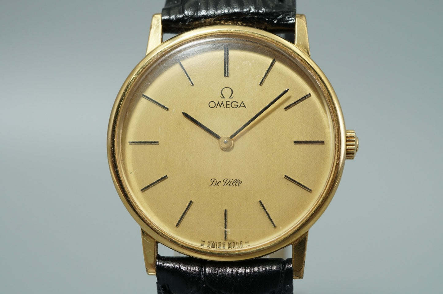 N MINT Vintage 1979 OMEGA De Ville Cal.625 Hand Wind Gold Round 32mm Mens Watch