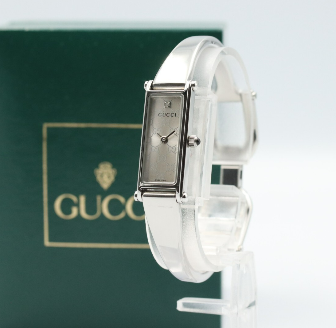 *NEAR MINT* Vintage GUCCI 1500L Quartz Silver Dial Rectangle Women Watch