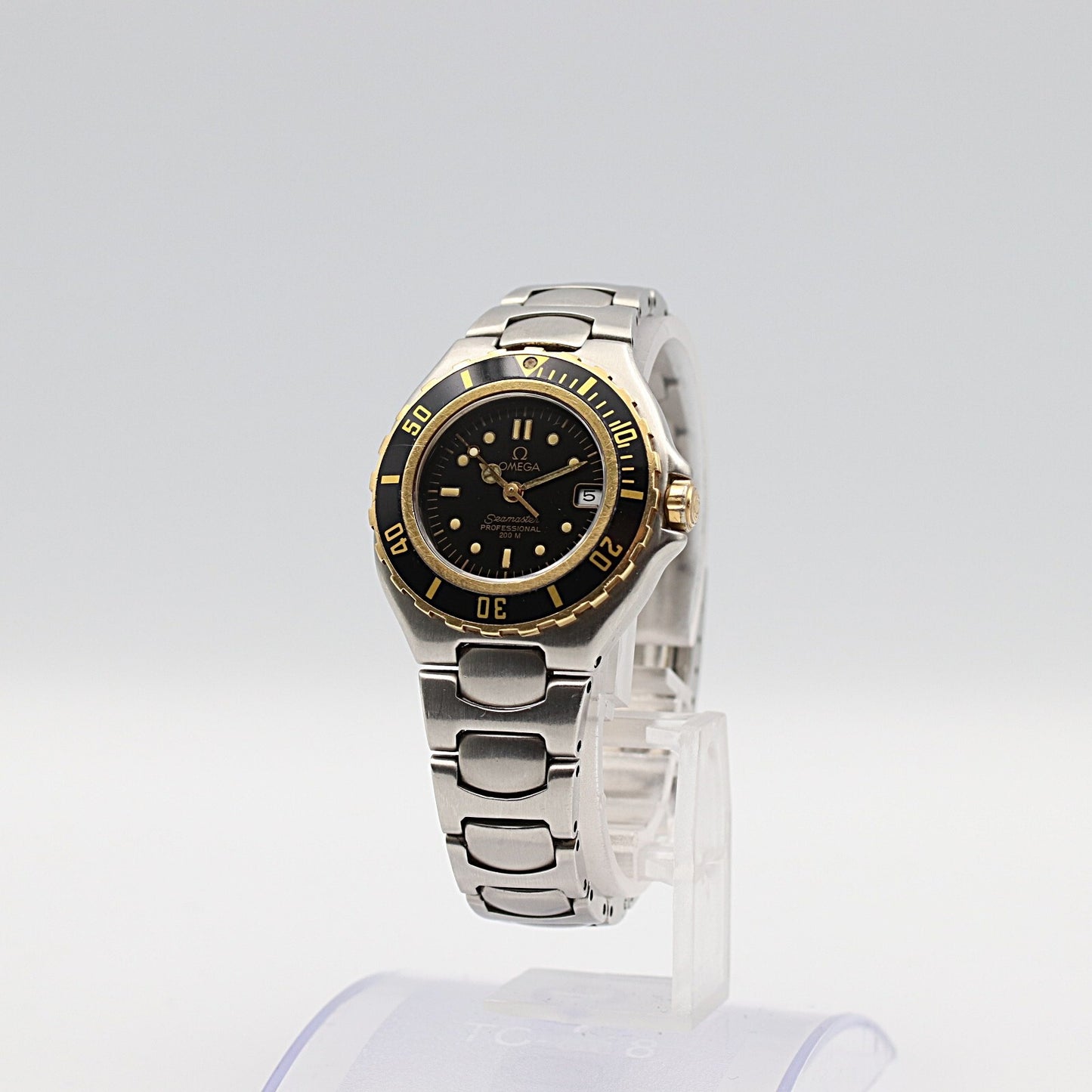 N MINT Vintage 1988 OMEGA Seamaster 200m Cal.1429 Qz Black Dial 28mm Mens Watch