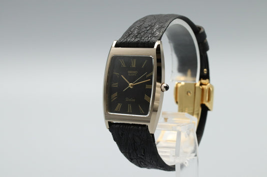 Vintage 1981 [N MINT+3] SEIKO Dolce 6030-5320 Quartz Tank Roman Black Dial JAPAN