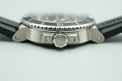 ORIS Aquis Date Diamonds 01 733 7731 4194 Automatic Black 37mm Women Watch