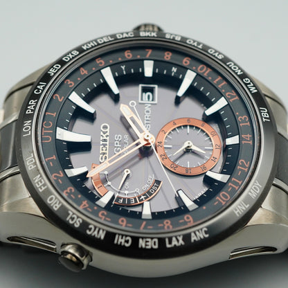 *NEAR MINT* Box & Paper SEIKO ASTRON 7X52-0AF0 Solar Black Round 47mm Mens Watch