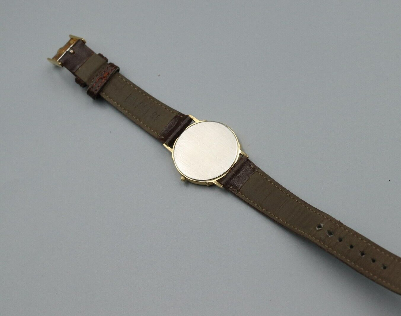 Rare *N MINT* Vintage OMEGA De Ville Cal.1455 Quartz Gold Dial Round Men Watch