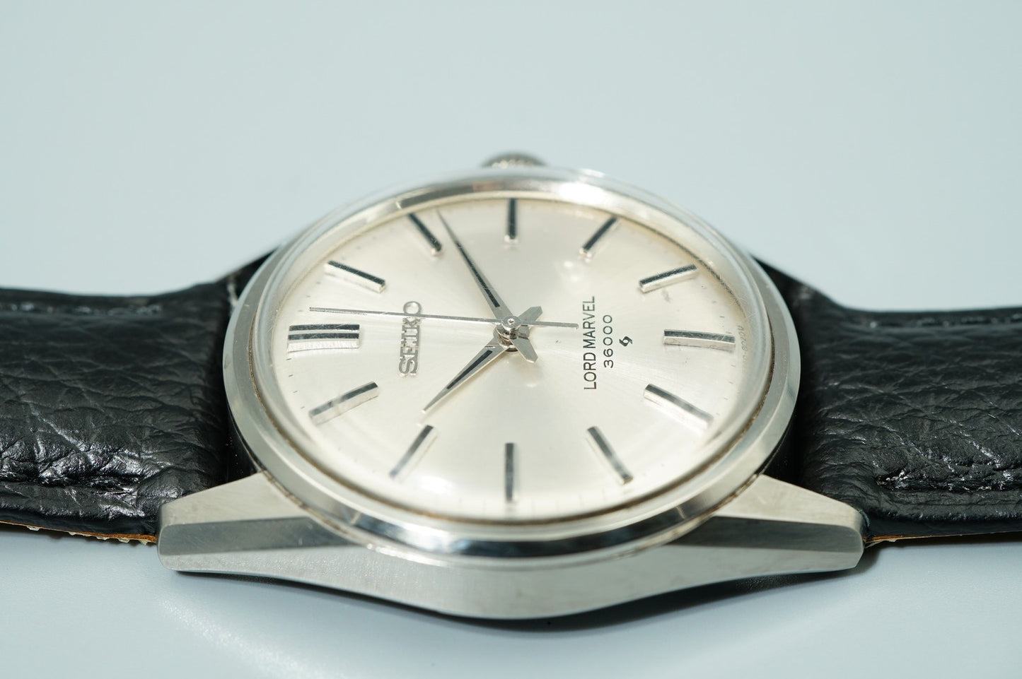 N MINT Vintage 1964 SEIKO LORD MARVEL 5740-8000 AT Silver Round 34mm Mens Watch