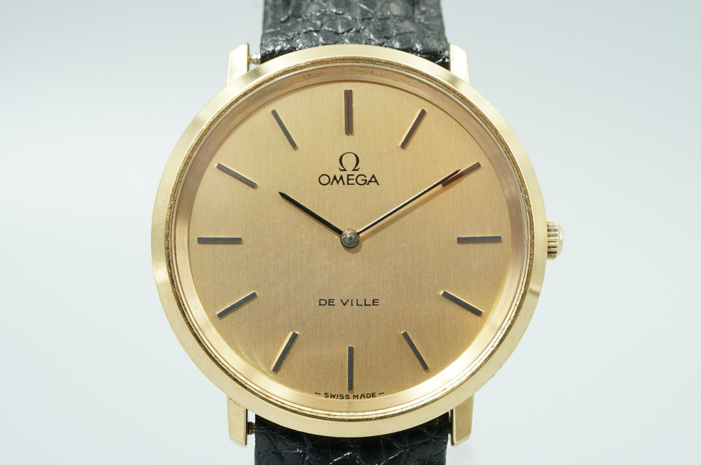 Vintage 1973 OMEGA De Ville Cal.625 Ref.111.0107 Hand Wind Gold 33mm Mens Watch