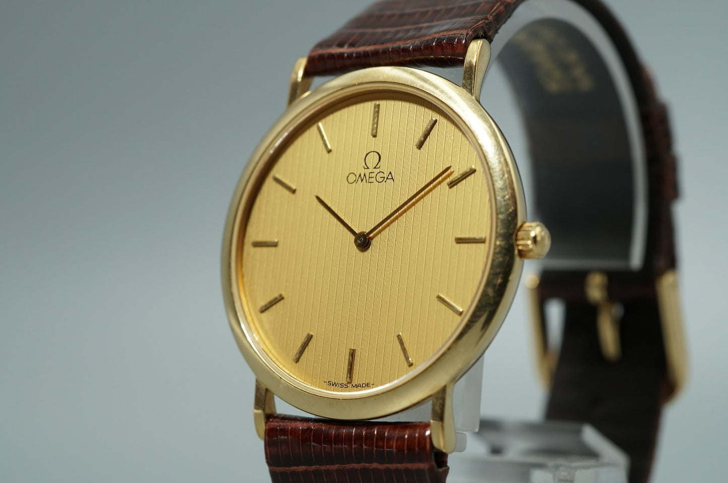 NEAR MINT Vintage 1986 OMEGA De Ville Cal.1378 Quartz Gold Dial 32mm Women Watch