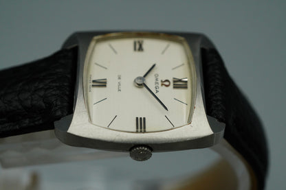 *NEAR MINT* OMEGA De Ville Hand Winding White Rectangle 25mm Women Watch