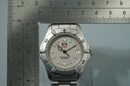 MINT Vintage 1996 TAG HEUER Professional 2000 WE1211-R Qz Silver 35mm Mens Watch