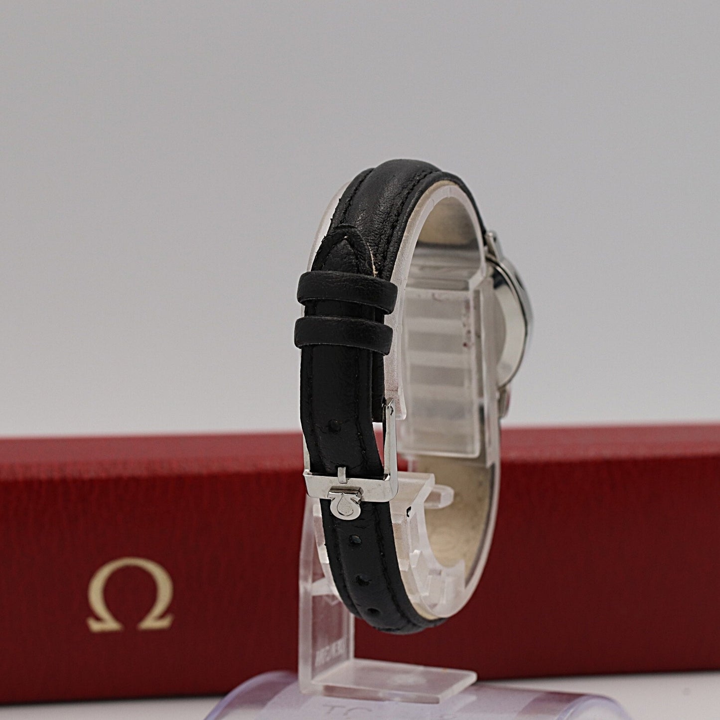 *NEAR MINT* Vintage 1980s OMEGA De Ville Hand Wind Black Square 22mm Women Watch