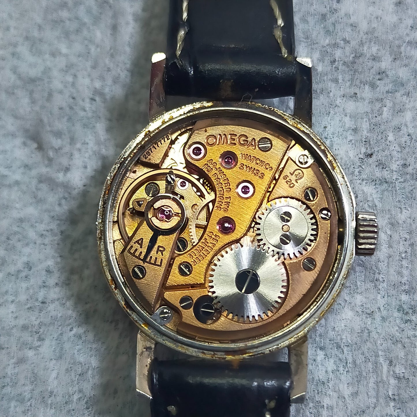 *NEAR MINT* Vintage OMEGA Geneve Cal.620 Hand Winding Silver Dial Women Watch