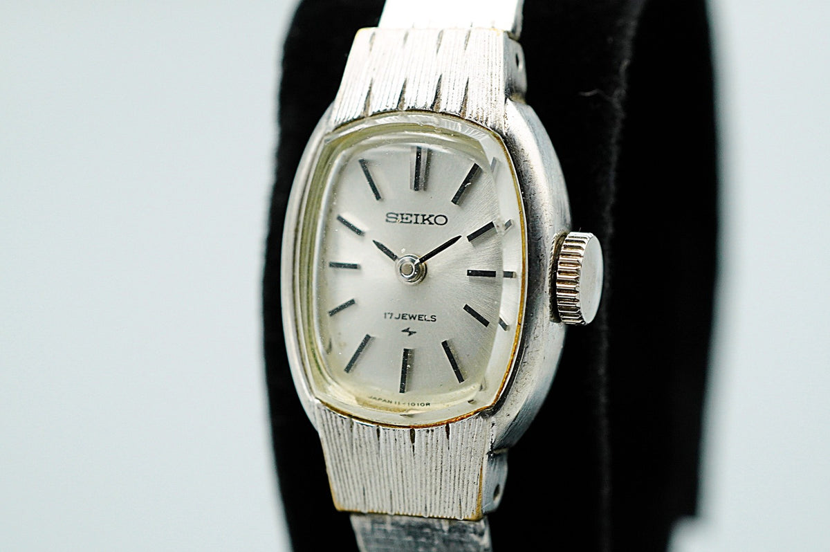 *Exc+5* Vintage 1972 SEIKO 01-3360 Hand Winding Silver Oval 16mm Women Watch