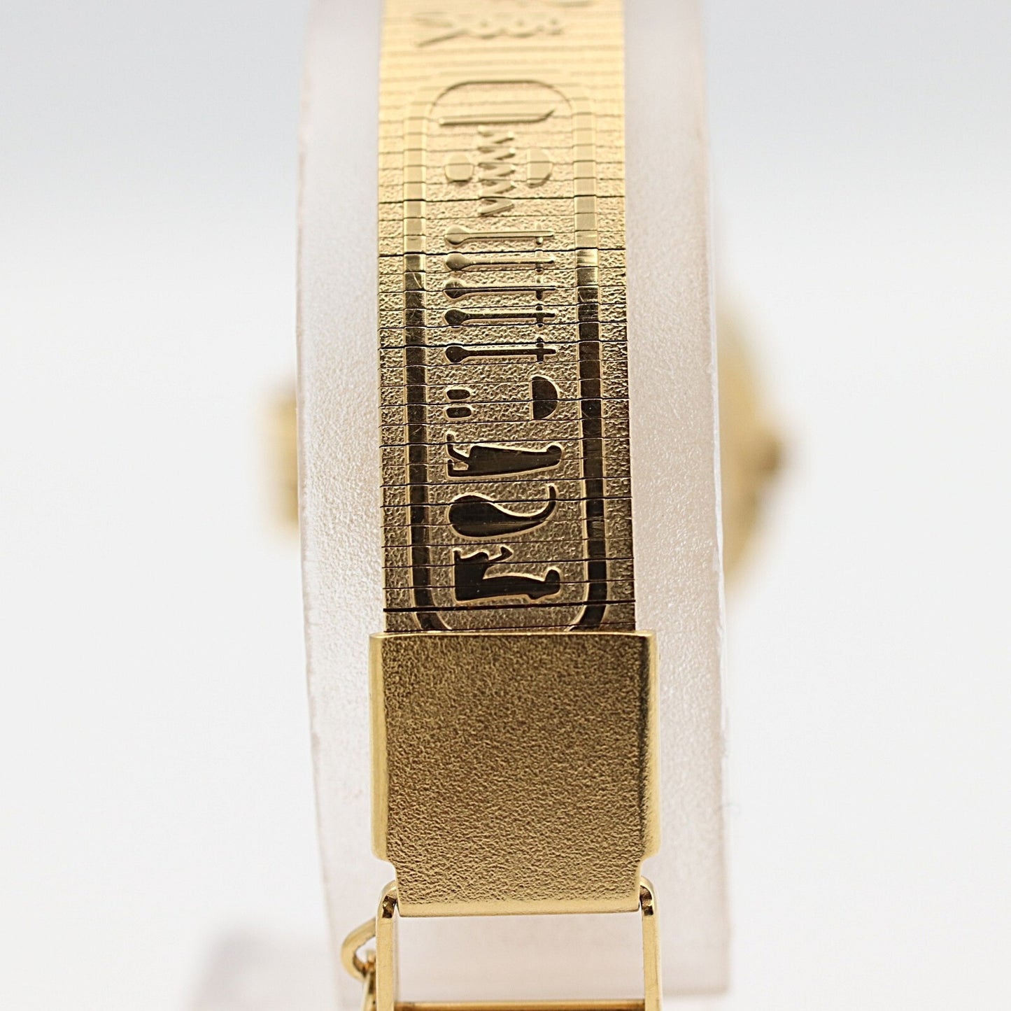 *N MINT* SEIKO Golden Nefertiti 1E20-0A20 Quartz Gold Dial 18mm Women Watch