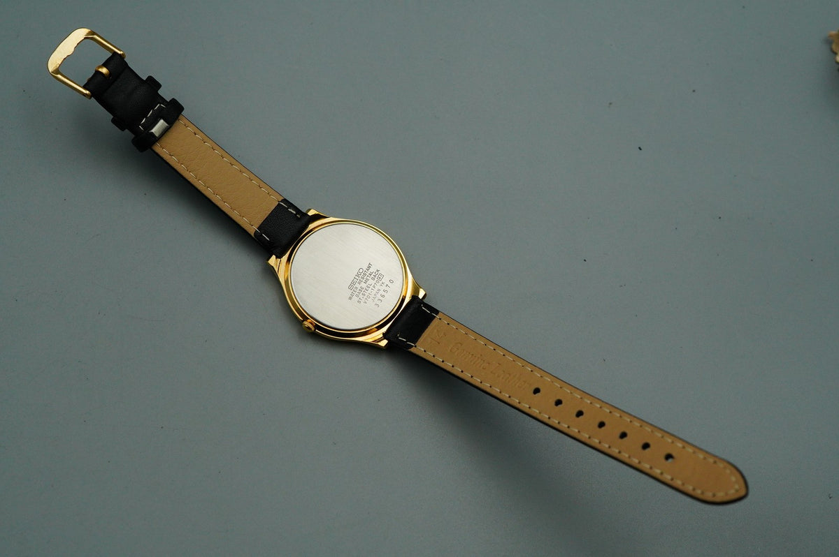 *MINT* Vintage SEIKO V701-1P70 Quartz Gold Dial Round 32mm Mens Watch