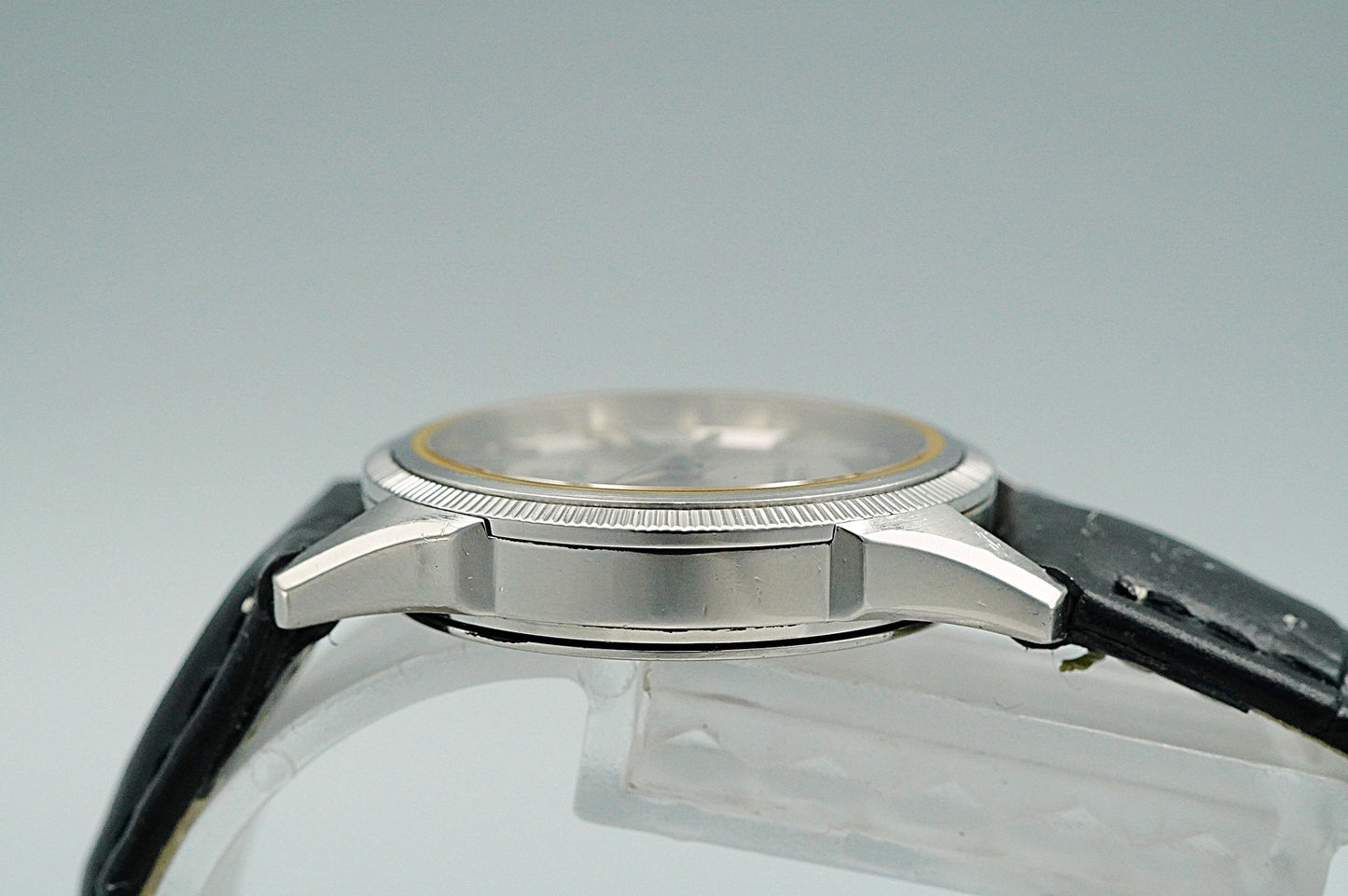 RARE *N MINT* Vintage OMEGA Seamaster pie pan Dial Cal.1380 Qz 25mm Women Watch