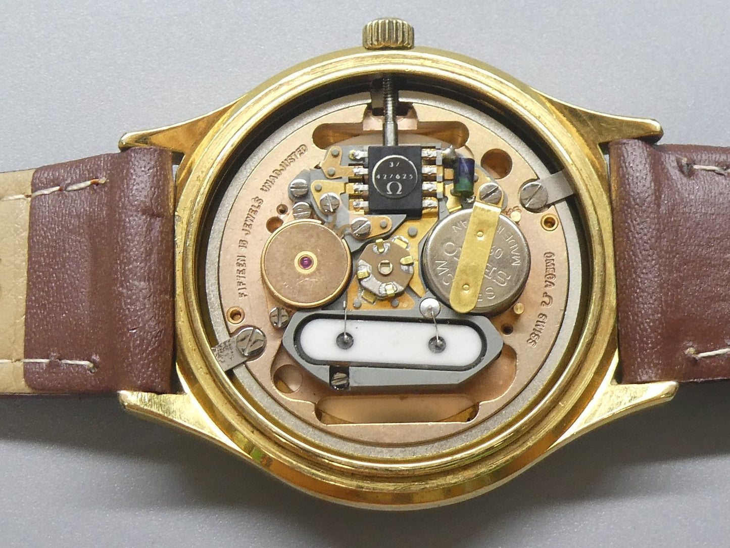 N MINT Vintage 1970s OMEGA De Ville Cal.1325 Ref.192 Qz Gold 35mm Mens Watch
