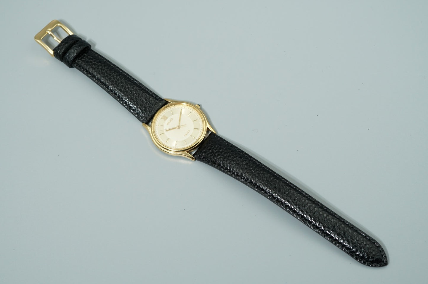 *NEAR MINT* Vintage 1998 SEIKO DOLCE 5E31-6070 Quartz Gold Round 31mm Mens Watch