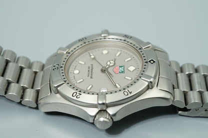 MINT Vintage 1996 TAG HEUER Professional 2000 WE1211-R Qz Silver 35mm Mens Watch