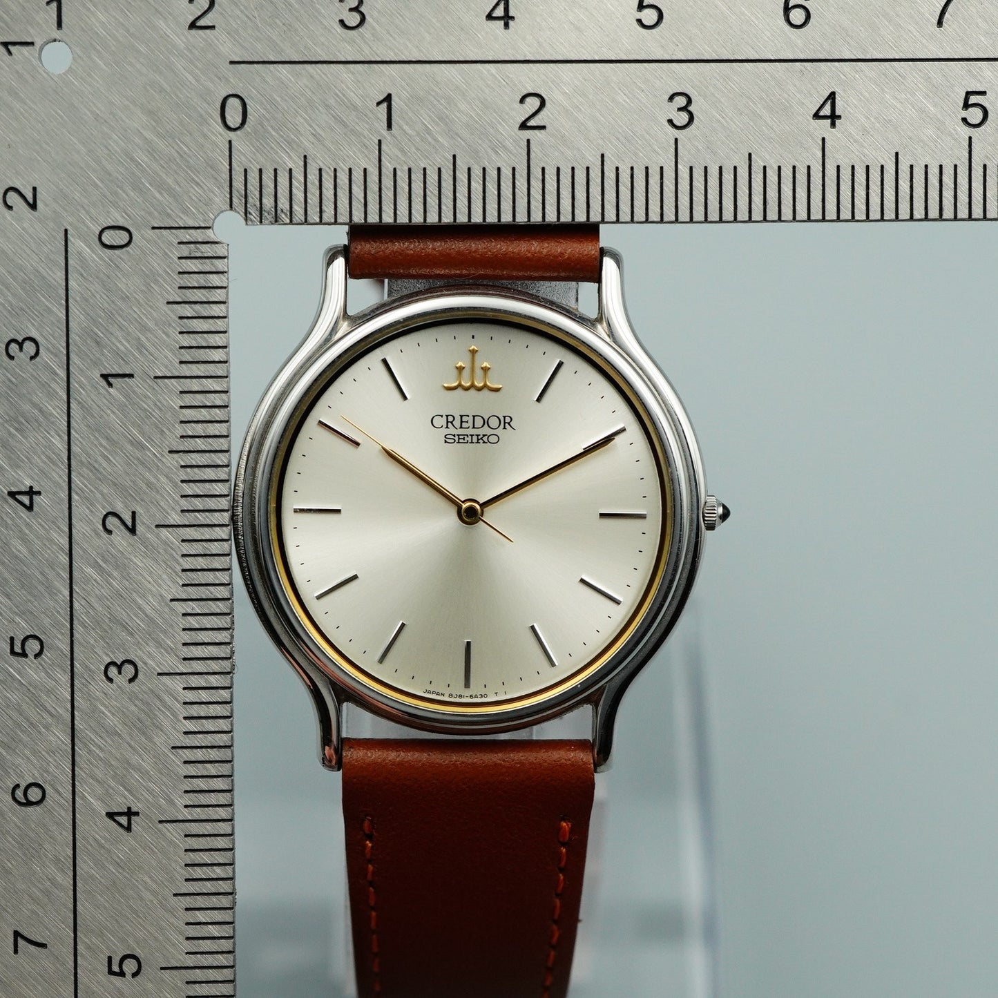 *MINT* Vintage SEIKO CREDOR 8J81-6A30 Quartz Silver Dial Round 32mm Mens Watch