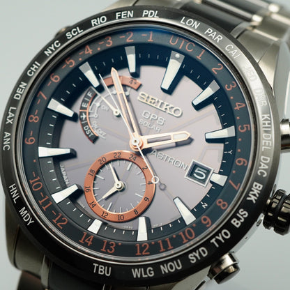 *NEAR MINT* Box & Paper SEIKO ASTRON 7X52-0AF0 Solar Black Round 47mm Mens Watch