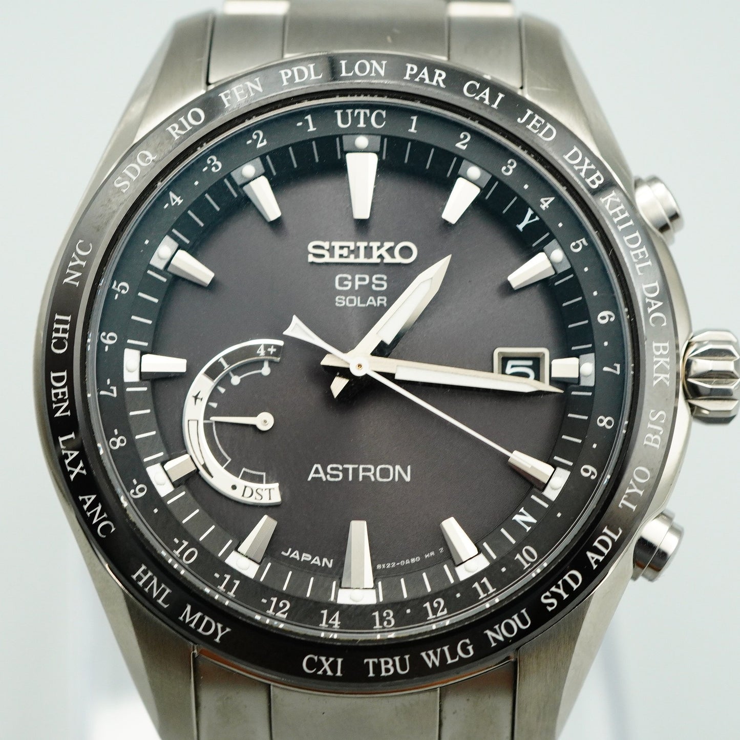 *MINT* Box & Paper SEIKO ASTRON SBXB085 8X22-0AG0-2 Solar Black 46 mm Mens Watch