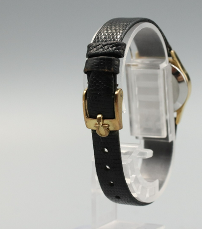 *NEAR MINT* Vintage OMEGA De Ville 591.0022 Quartz Gold Dial Round Women Watch