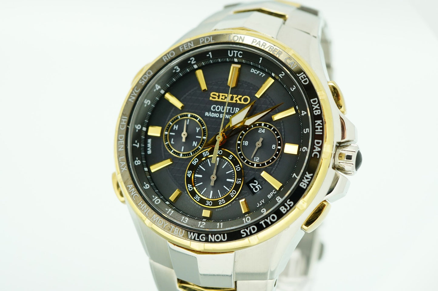 *NEAR MINT* SEIKO Coutura 8B92-0AL0 Solar Black Dial Round 44mm Mens Watch