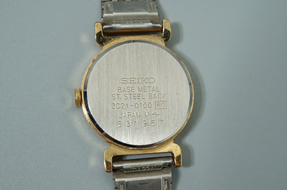 *Exc+5* Vintage 1985 SEIKO Bracelet 2C21-0100 Qz White Round 21mm Women Watch