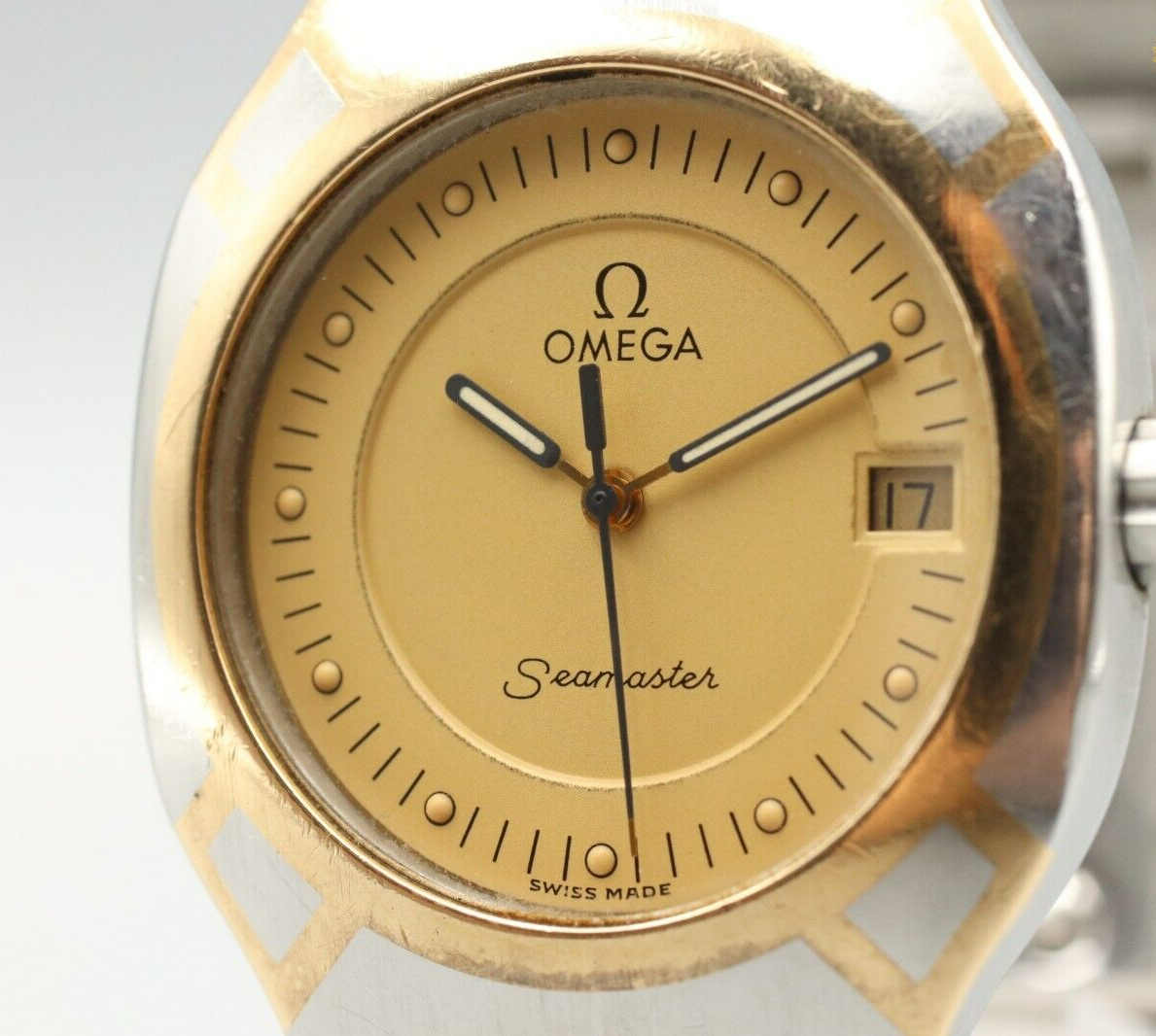 *Exc+5* Vintage OMEGA Seamaster 200m Cal.1438 Quartz Gold Dial Round Mens Watch