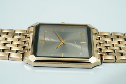 *TOP MINT* Vintage 1991 SEIKO Dolce  8N40-5050 Qz Gray Square 26mm Women Watch