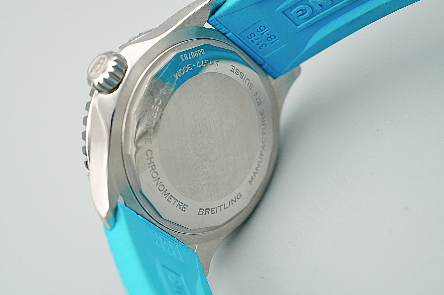 *MINT* BREITLING superocean A17377 Automatic Blue Dial Round 36mm Mens Watch