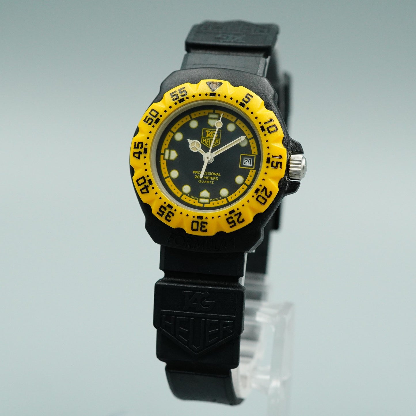*N MINT* Vintage TAG Heuer FORMULA 1 380.508 Quartz Black Dial 28mm Women Watch