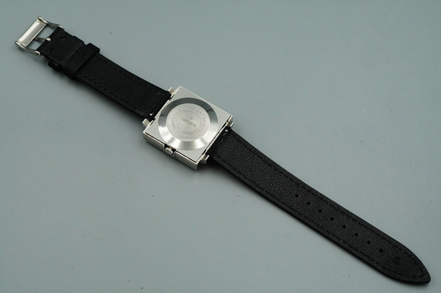 N MINT Vintage SEIKO 5 ACTUS 6106-5440 Automatic Black Rectangle 33mm Mens Watch