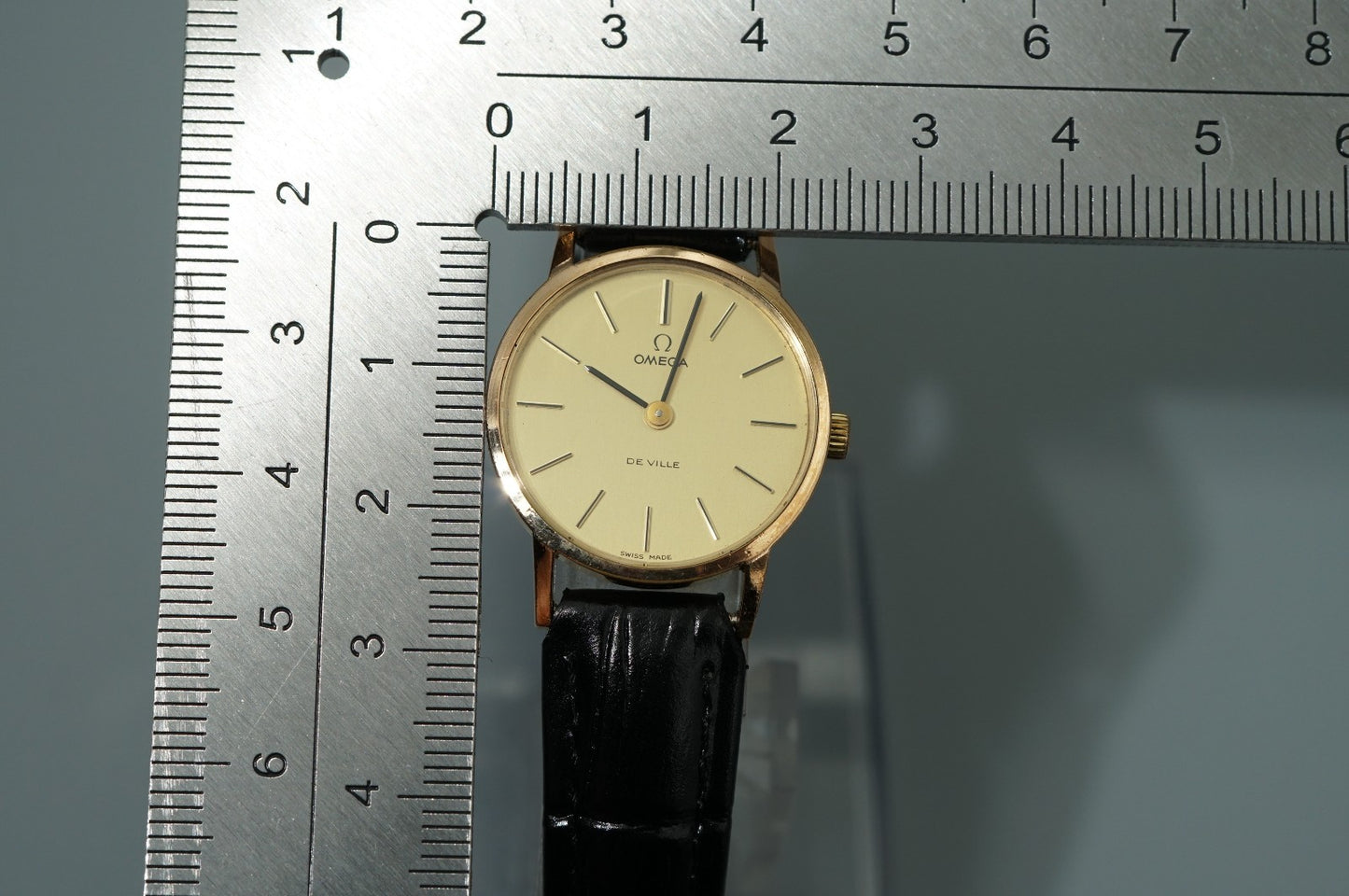Exc+5 Vintage 1973 OMEGA De Ville Cal.625 Hand Wind Gold Round 24mm Women Watch
